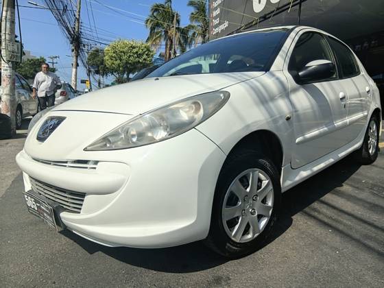 PEUGEOT 207 1.4 XR 8V FLEX 4P MANUAL